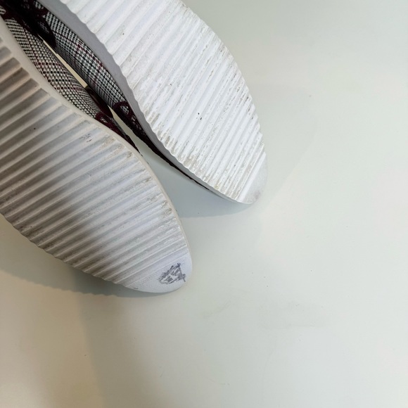 Karl Lagerfeld Paris CARLYN Plaid Slip On Sneaker - Picture 9 of 10